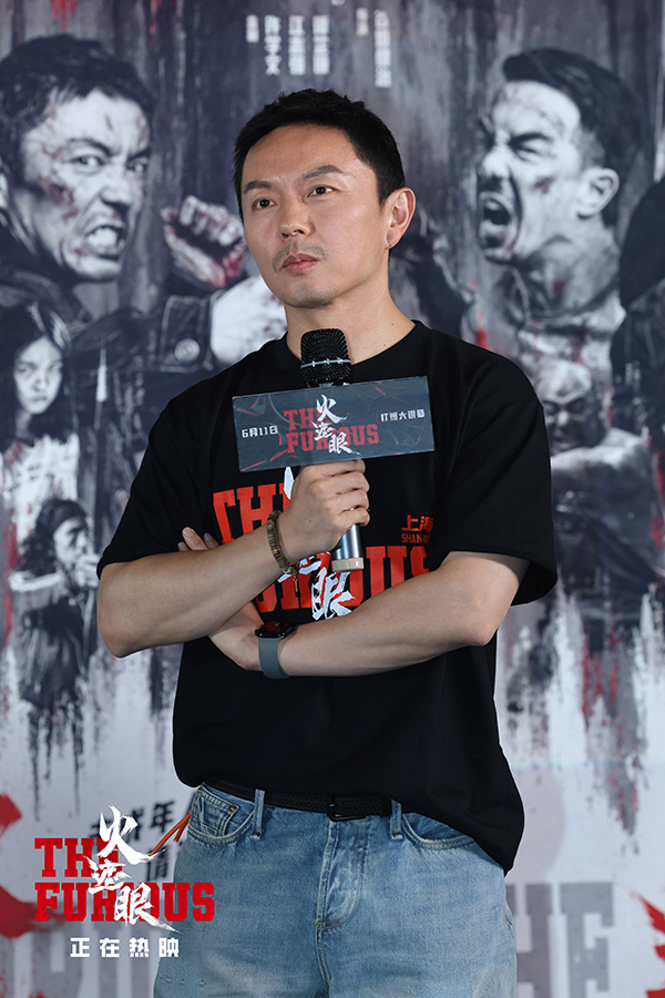 2、电影《火遮眼》上海路演现场图-领衔主演谢苗.jpg